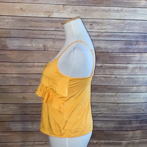 🎈Sale🎈H & M Sleeveless Crop Top - Picture 2 of 6